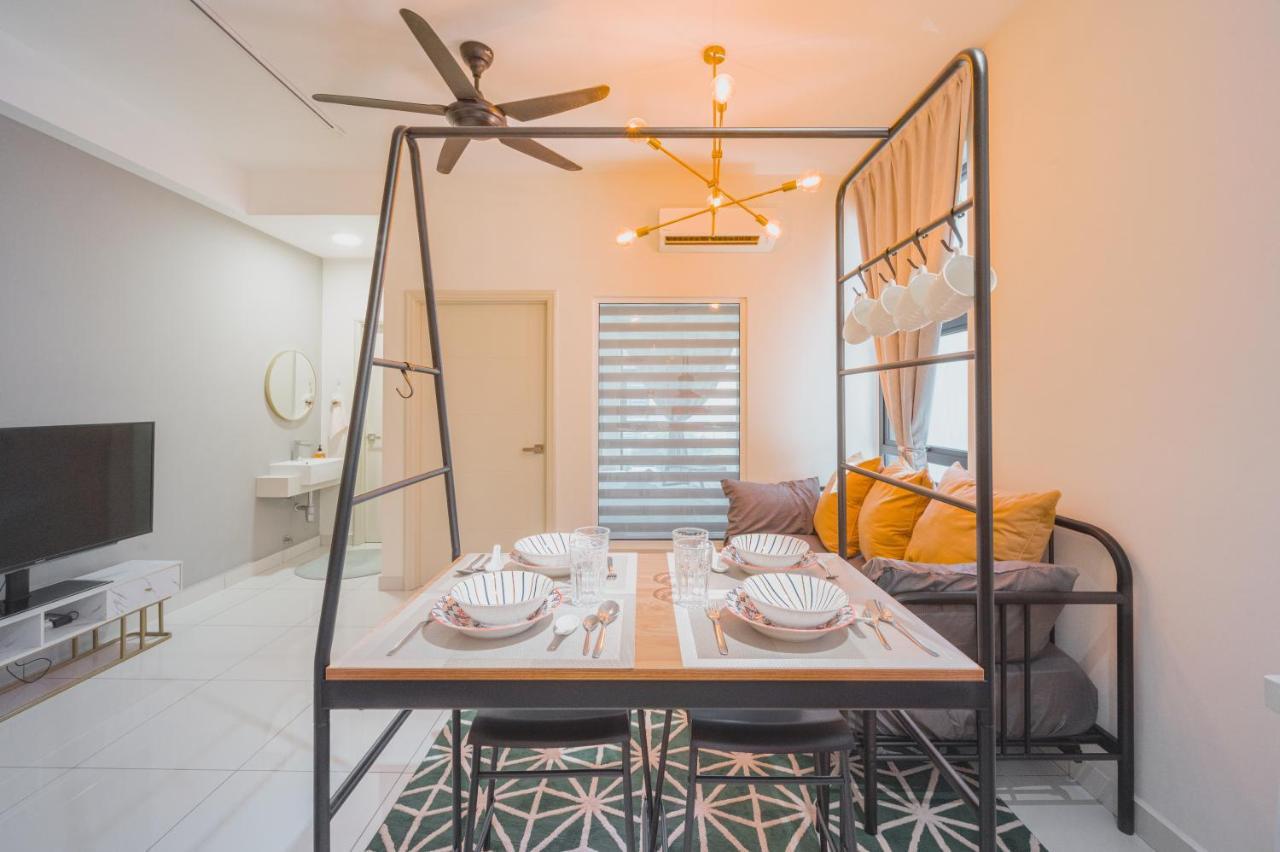 Apartamento Arte Mont Kiara By Airhost Kuala Lumpur Exterior foto